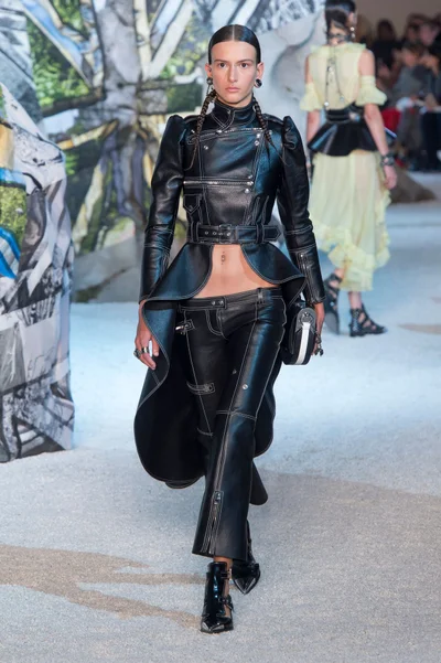 Look 4